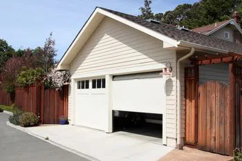 Golden Garage Door Service Auburn, MA 508-456-7505 - abt-cont-gr-18m